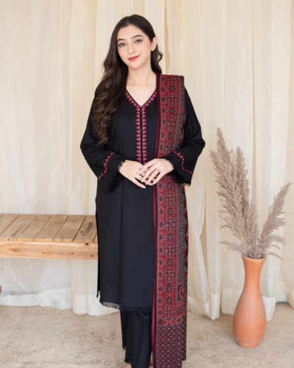 Embroided Dhanak 3PC